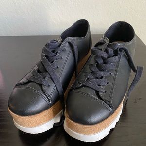 Steve Madden shoes size 8